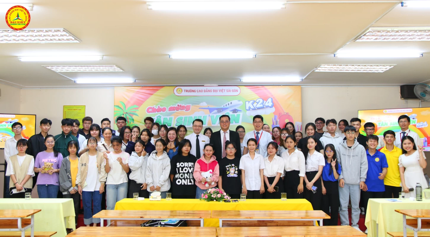 Chương Trình Chào Đón Tân Sinh Viên Đợt 2 Năm 2024: Nhiều Thông Điệp Ý Nghĩa | Trường Cao Đẳng Đại Việt Sài Gòn