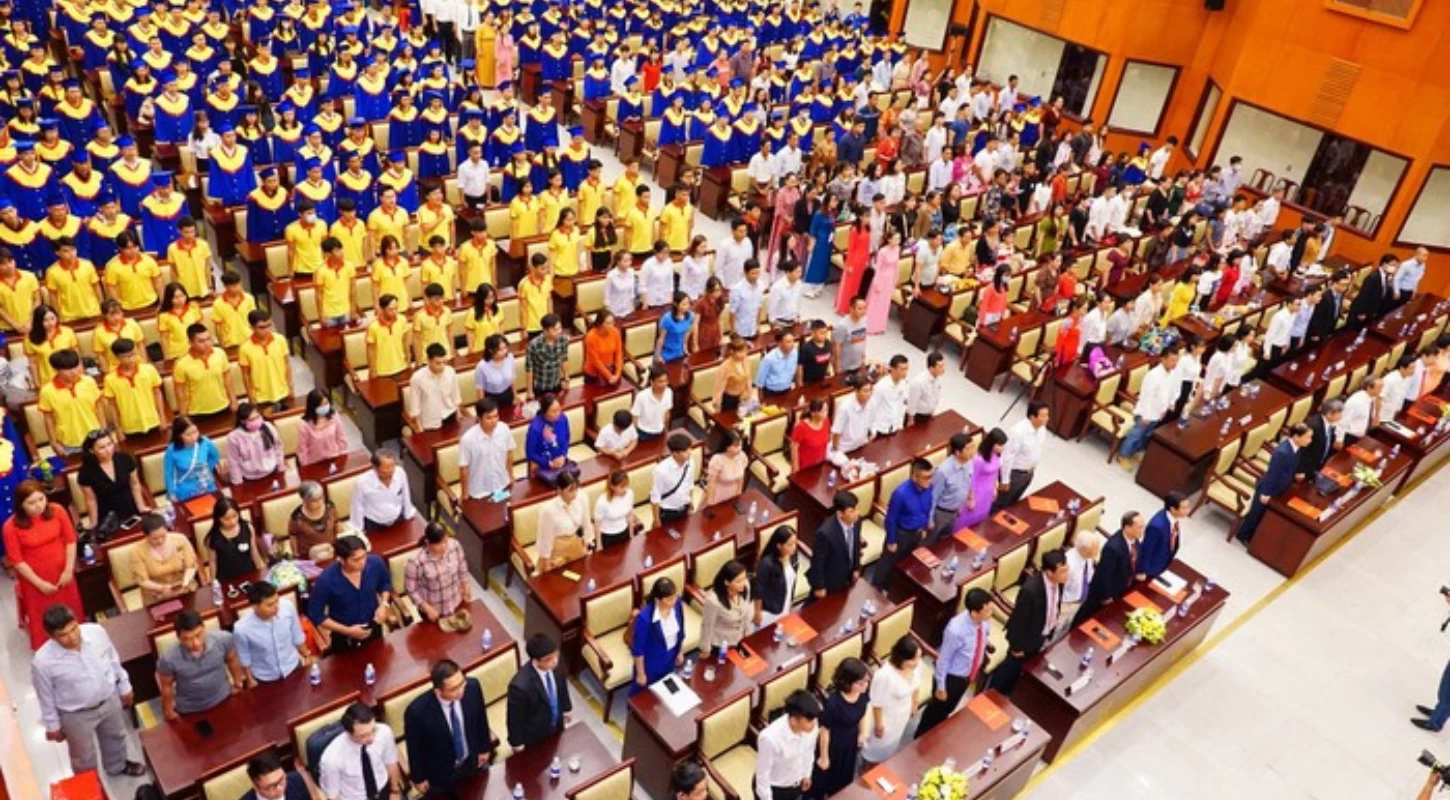 Nhiều Gen Z Chọn Học Thực Hành Để Ra Trường Sớm, Có Việc Làm Ngay | Trường Cao Đẳng Đại Việt Sài Gòn