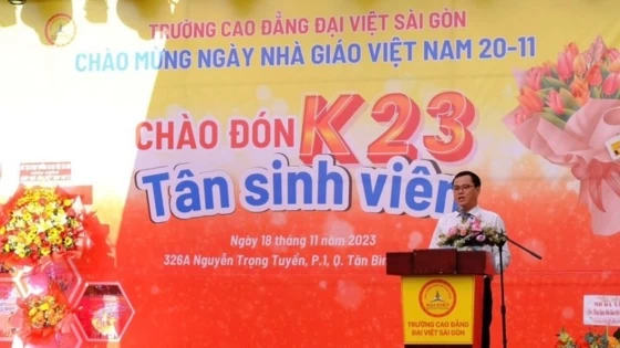 Thầy Dương Công Hiếu – Phó Hiệu trưởng Trường Cao đẳng Đại Việt Sài Gòn
