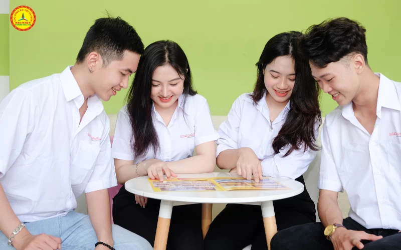 Liên kết với doanh nghiệp tạo việc làm cho sinh viên