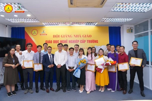 Trường Cđ Đại Việt Sài Gòn Tổ Chức Hội Giảng Nhà Giáo Dục Năm 2023