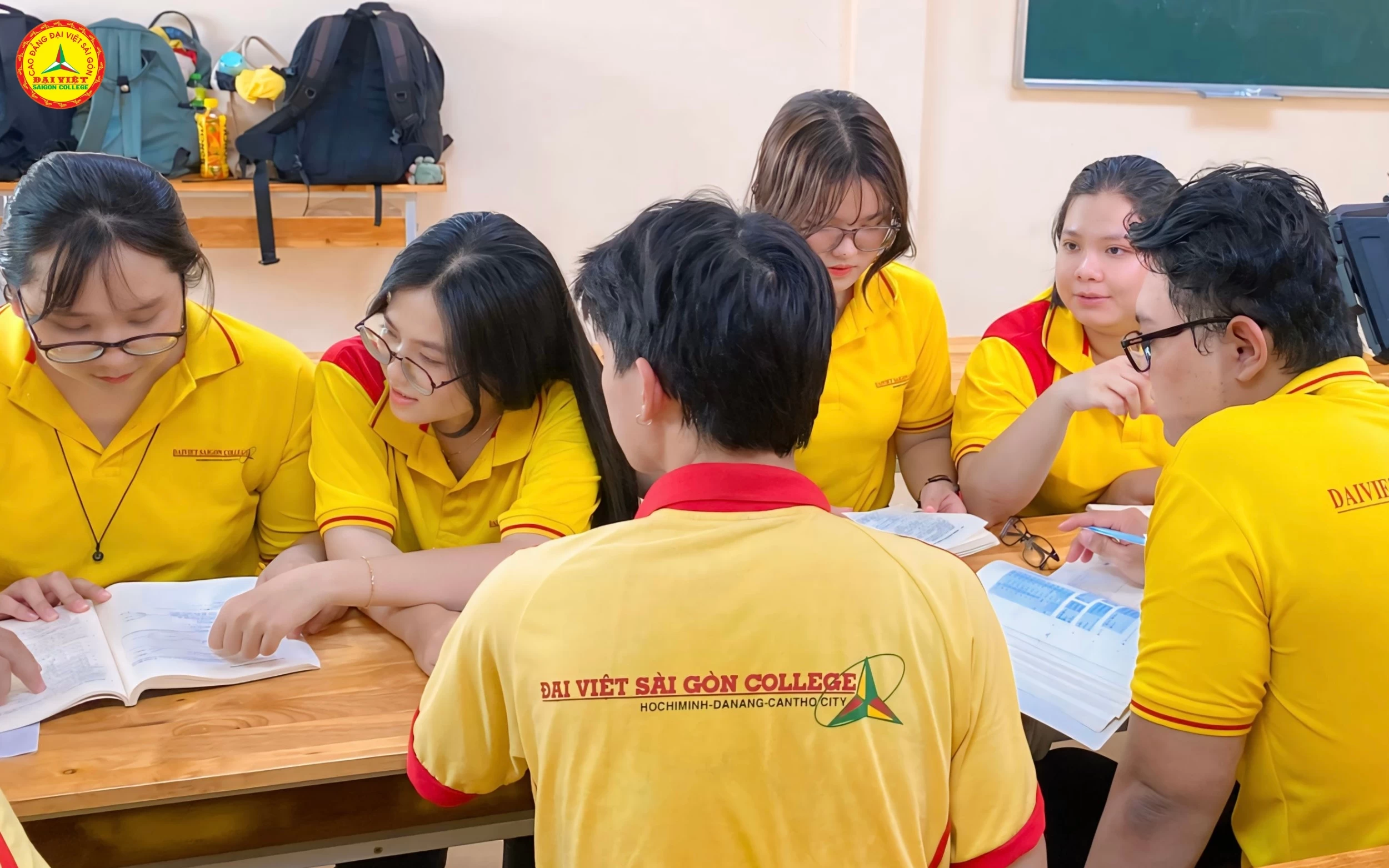 Cao đẳng 9 Cộng