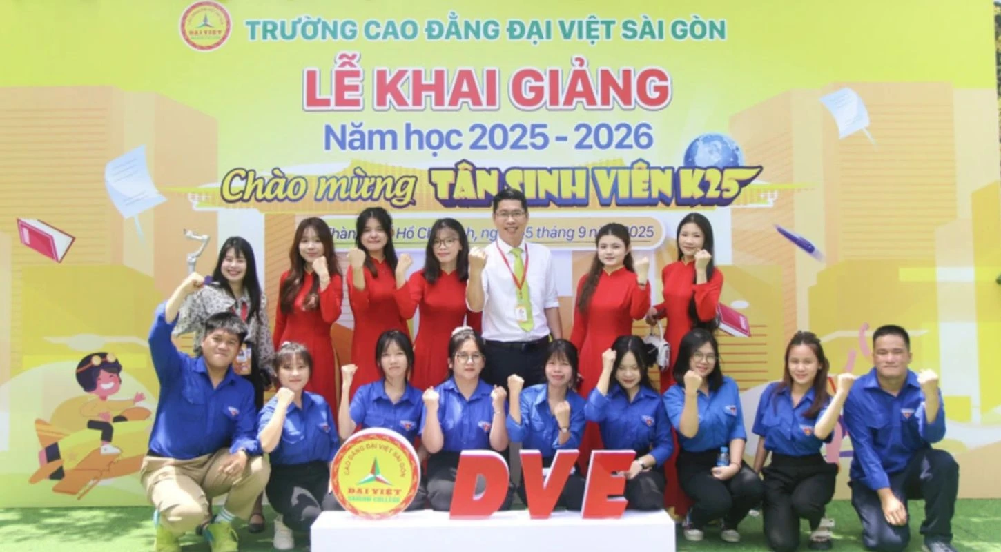 Báo Giáo Dục Và Thời Đại: Trường Cao Đẳng Đại Việt Sài Gòn Đón Gần 1.000 Tân Sinh Viên | Trường Cao Đẳng Đại Việt Sài Gòn
