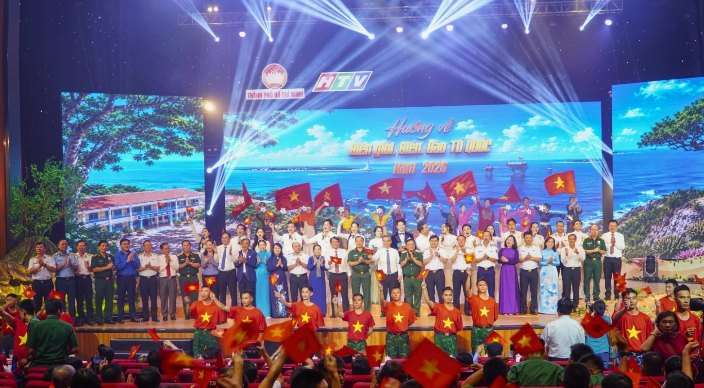 CHUNG TAY HƯỚNG VỀ BIÊN GIỚI, BIỂN, ĐẢO QUÊ HƯƠNG - VÌ TUYẾN ĐẦU TỔ QUỐC | Trường Cao Đẳng Đại Việt Sài Gòn