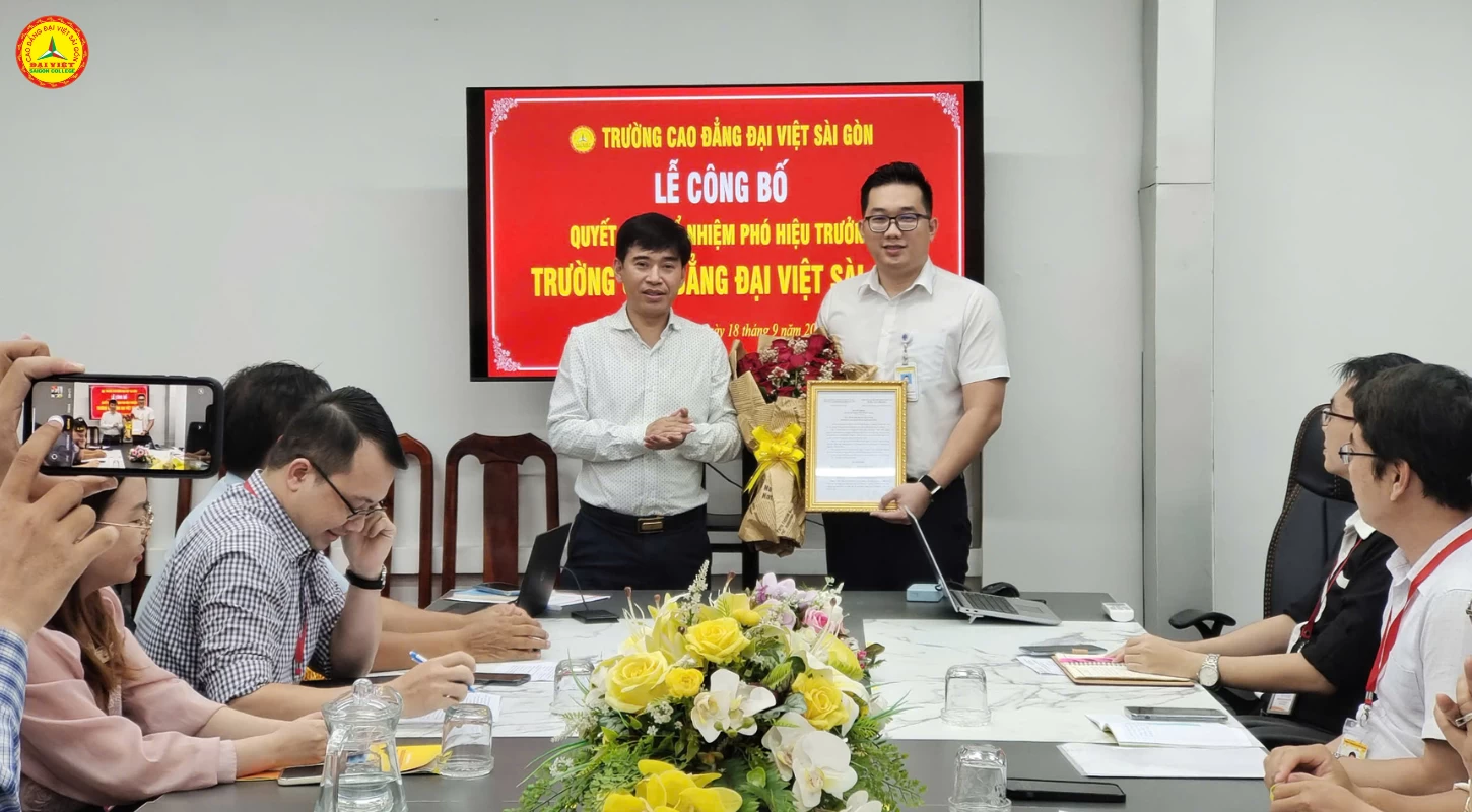 Công Bố Quyết Định Bổ Nhiệm Phó Hiệu Trưởng Trường Cao Đẳng Đại Việt Sài Gòn | Trường Cao Đẳng Đại Việt Sài Gòn