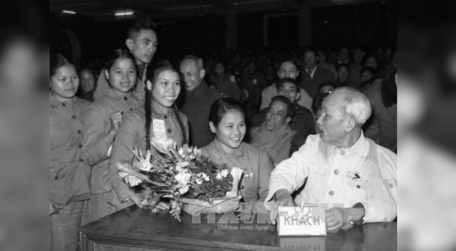 KỶ NIỆM 76 NĂM NGÀY TRUYỀN THỐNG LỰC LƯỢNG THANH NIÊN XUNG PHONG VIỆT NAM (15/7/1950 - 15/7/2026): NGỌN LỬA XUNG KÍCH MÃI SÁNG CÙNG DÂN TỘC | Trường Cao Đẳng Đại Việt Sài Gòn