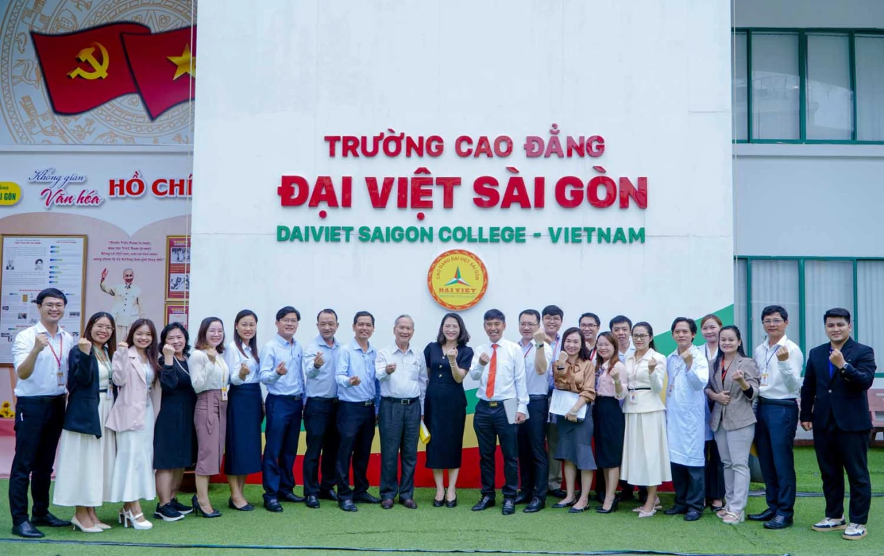 SỞ GIÁO DỤC VÀ ĐÀO TẠO TP.HCM ĐẾN THĂM VÀ LÀM VIỆC TẠI TRƯỜNG CAO ĐẲNG ĐẠI VIỆT SÀI GÒN | Trường Cao Đẳng Đại Việt Sài Gòn