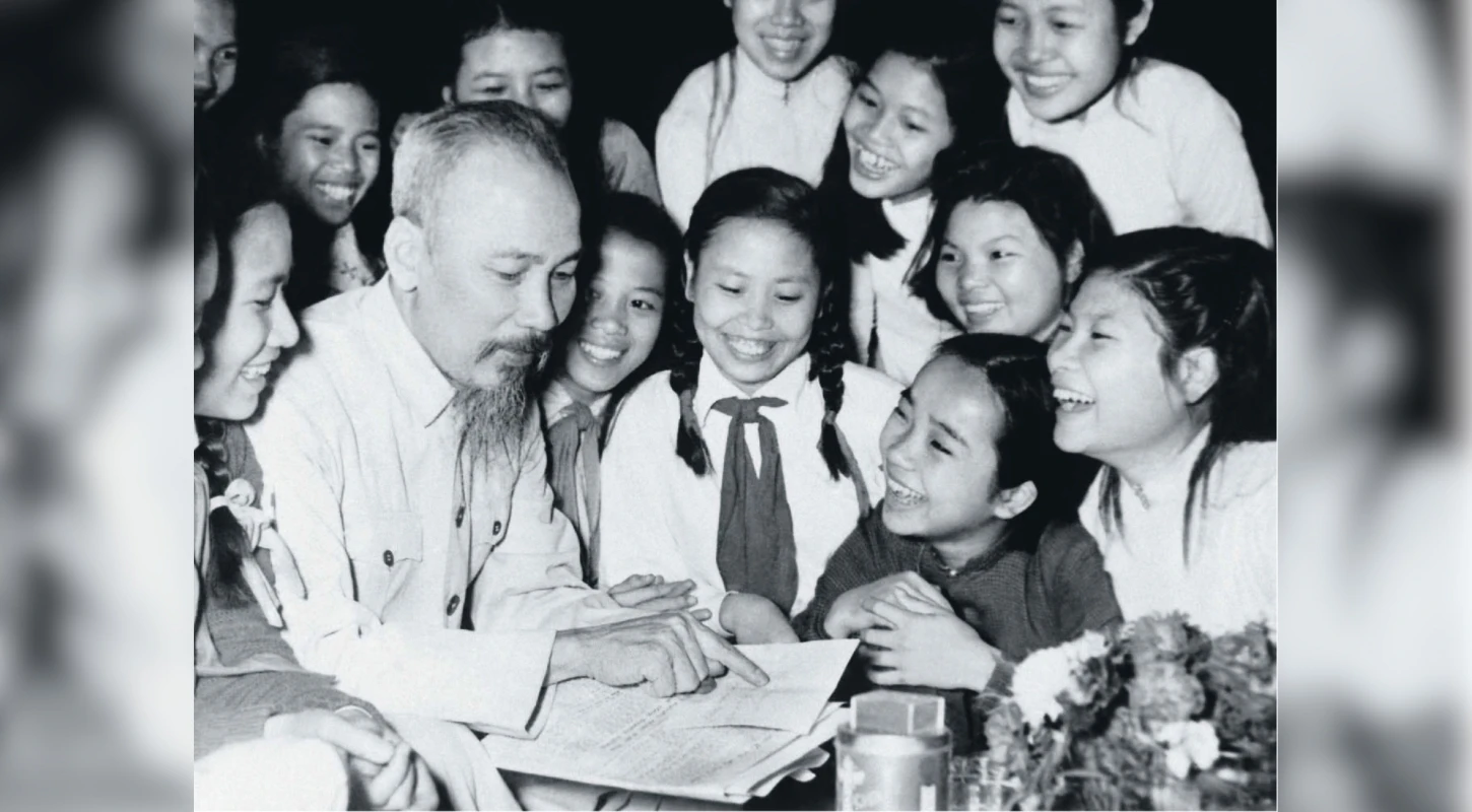 THÁNG NĂM NHỚ BÁC - NHỚ MỘT CUỘC ĐỜI VÌ NƯỚC, VÌ DÂN | Trường Cao Đẳng Đại Việt Sài Gòn