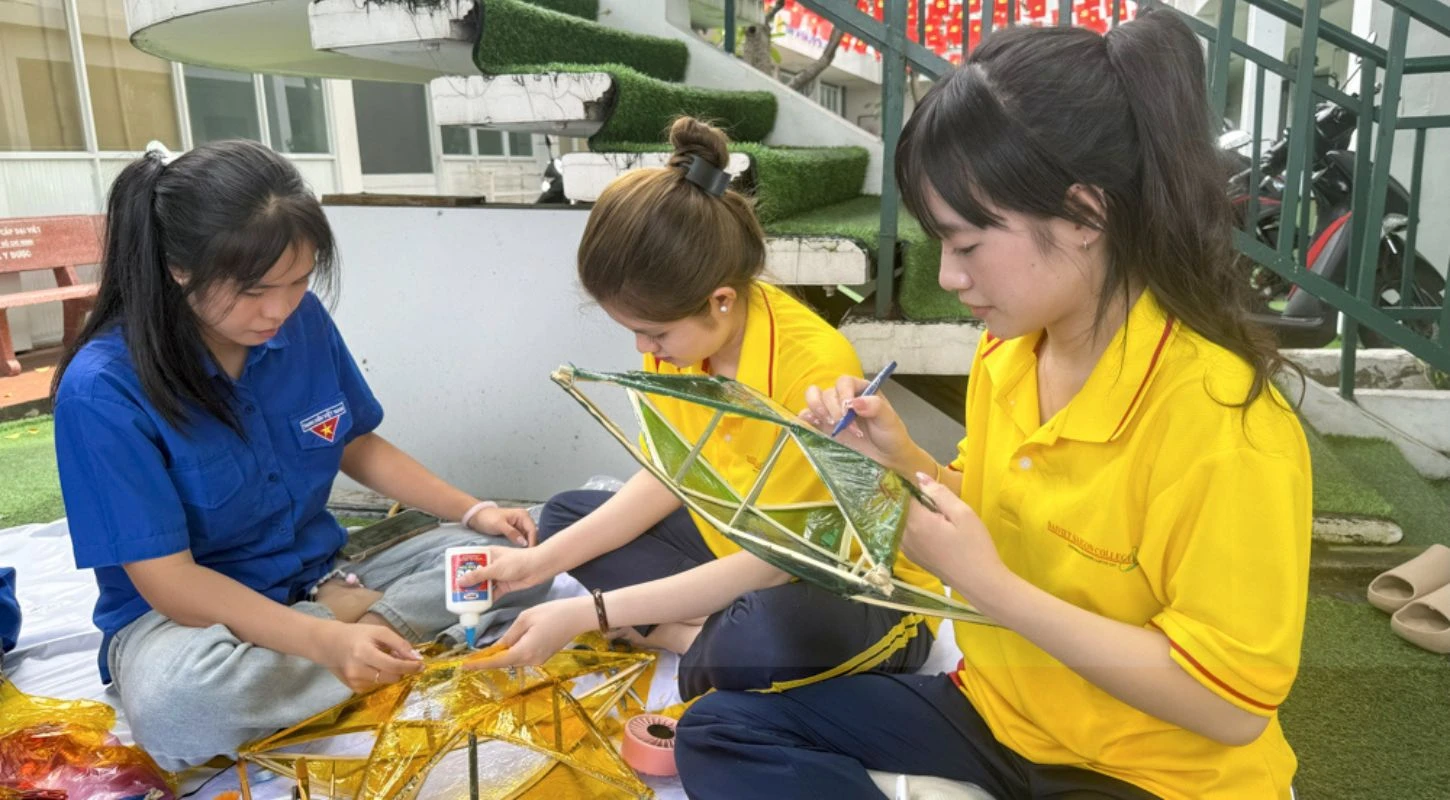 TRUNG THU YÊU THƯƠNG - LAN TỎA ÁNH TRĂNG NGHĨA TÌNH | Trường Cao Đẳng Đại Việt Sài Gòn