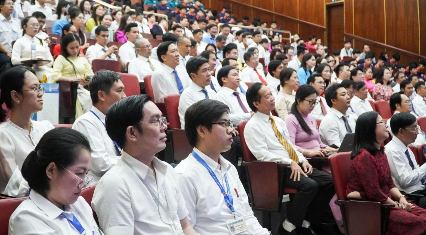 TRƯỜNG CAO ĐẲNG ĐẠI VIỆT SÀI GÒN THAM GIA HỘI GIẢNG NHÀ GIÁO GIÁO DỤC NGHỀ NGHIỆP CẤP THÀNH PHỐ NĂM 2025 | Trường Cao Đẳng Đại Việt Sài Gòn