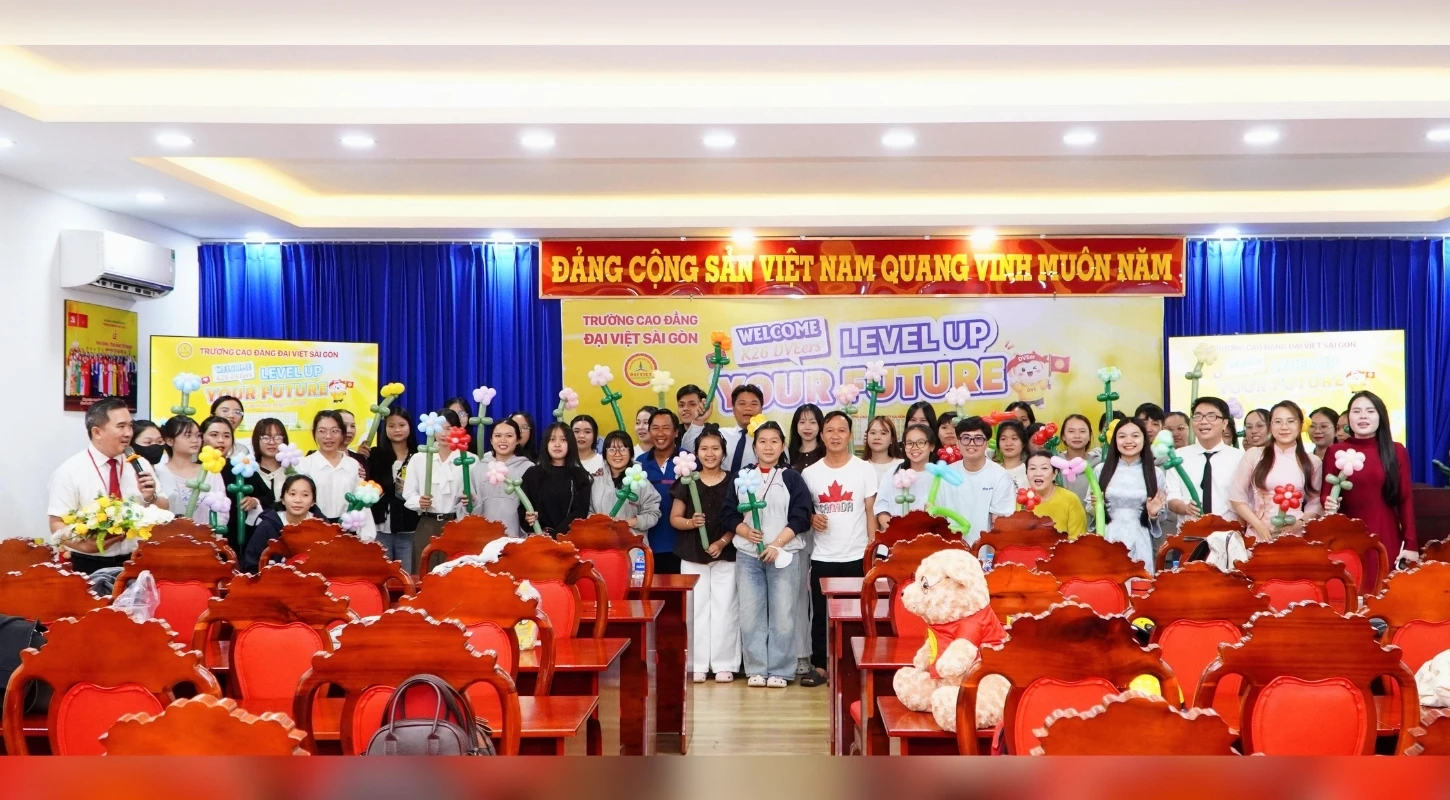 TRƯỜNG CAO ĐẲNG ĐẠI VIỆT SÀI GÒN TỔ CHỨC LỄ CHÀO TÂN SINH VIÊN K26 – ĐỢT 4 | Trường Cao Đẳng Đại Việt Sài Gòn
