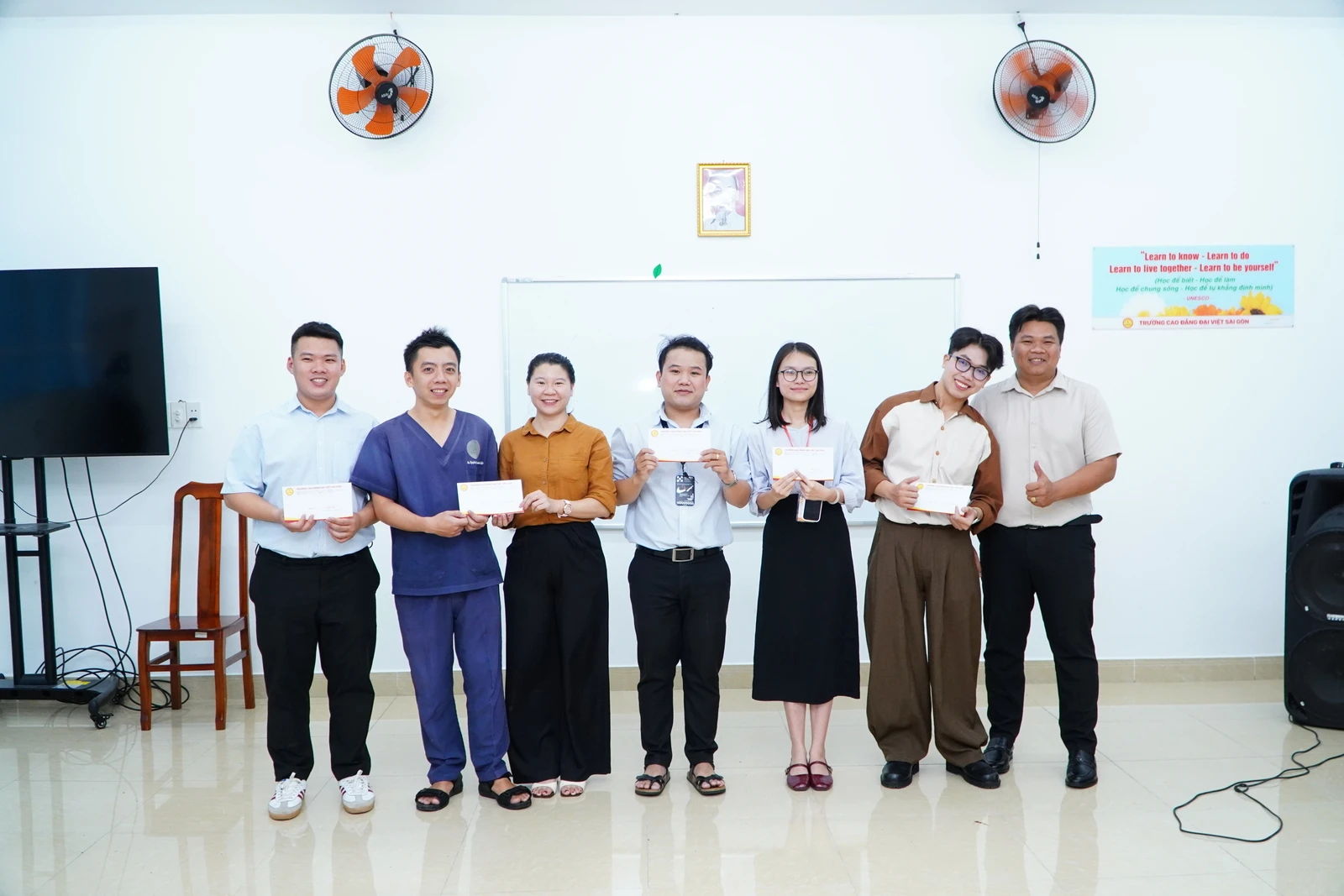 CHÀO MỪNG NGÀY PHỤ NỮ VIỆT NAM 20/10