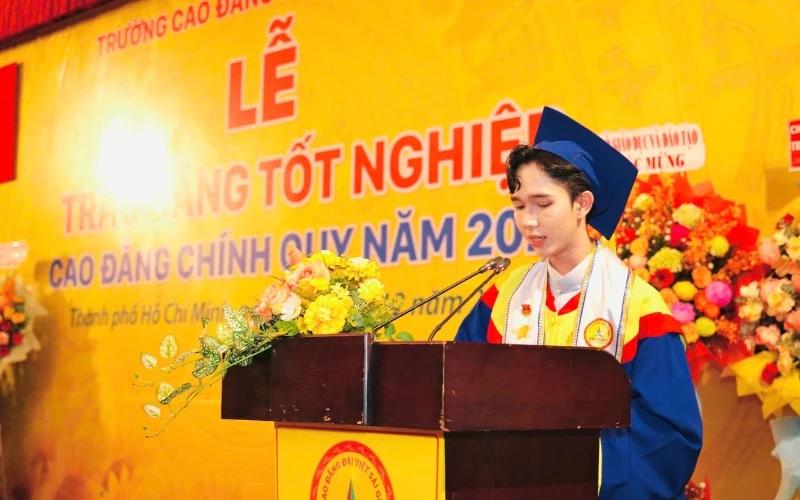 Cùng Ngắm Nhìn Tân Thủ Khoa 2025 - Niềm Tự Hào Của Đại Việt Sài Gòn