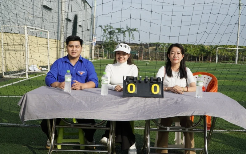 Đại Việt Sài Gòn Bùng Nổ Không Khí Thi Đấu - Chung Kết Giải Bóng Đá Chào Mừng 20/11