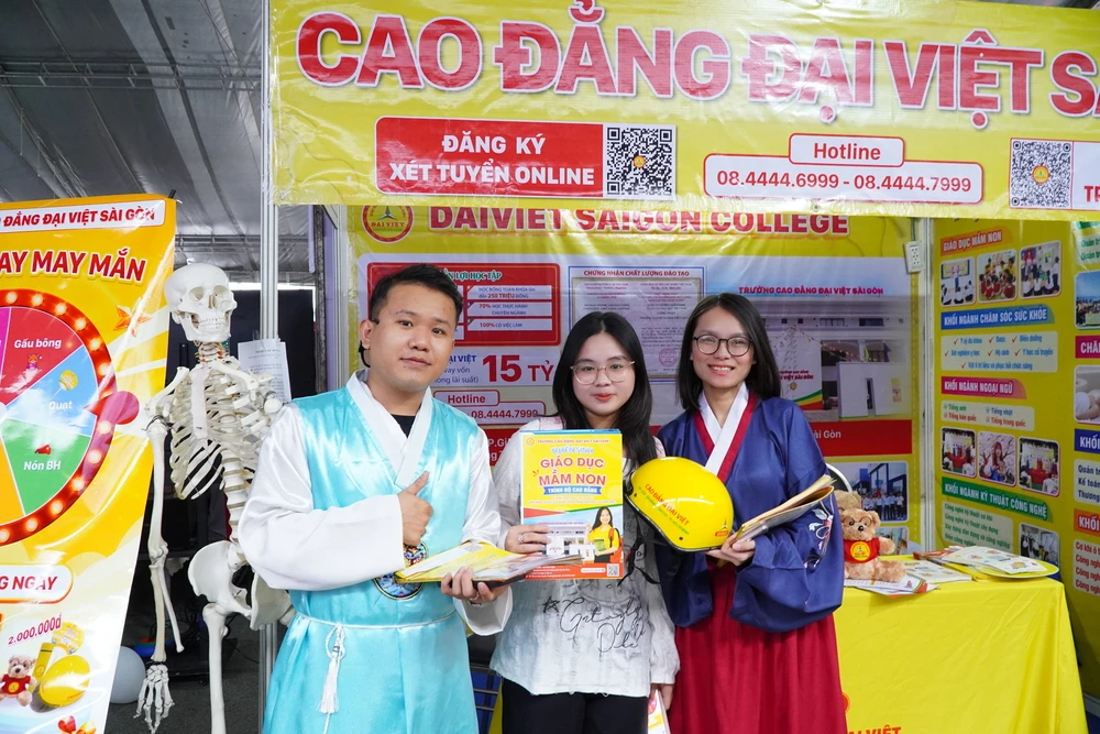 Đại Việt Sài Gòn đồng hành tại Ngày hội Lựa chọn nguyện vọng xét tuyển Đại học - Cao đẳng 2026
