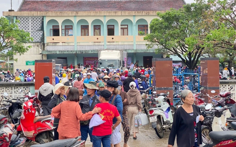 ĐIỂM DỪNG CHÂN ĐẦU TIÊN: ẤM TÌNH NGƯỜI TẠI XÃ HÒA THỊNH - PHÚ YÊN