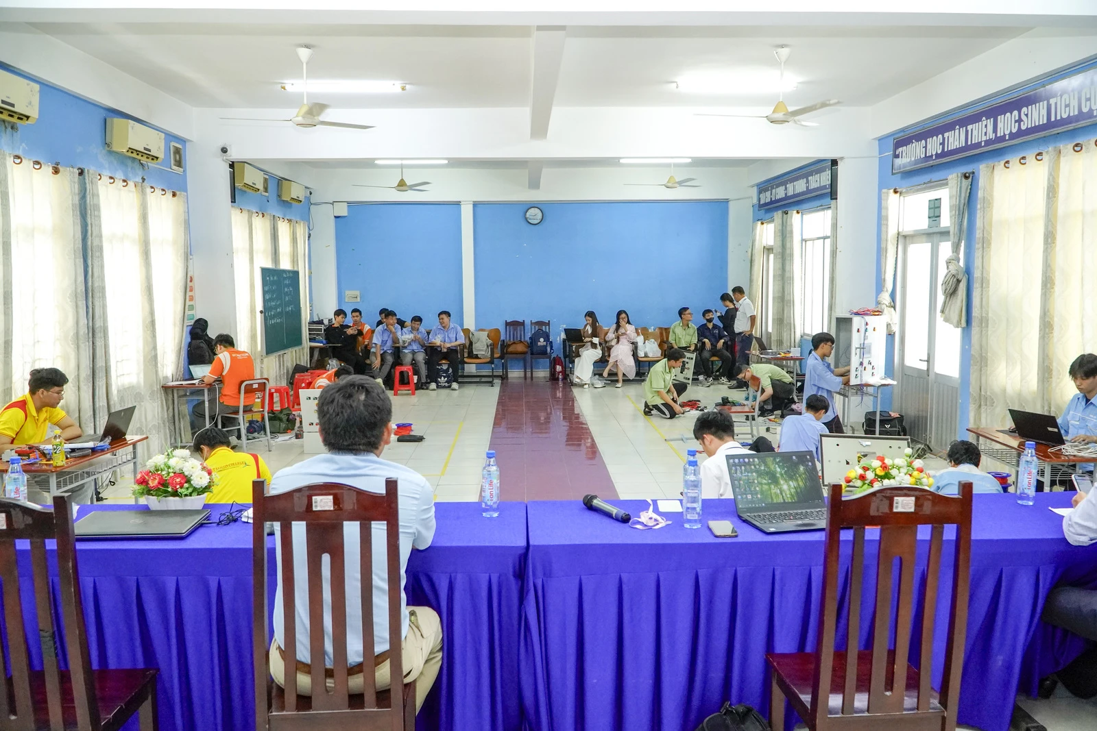 "ĐỘ" CHỈNH CHỨ KO "ĐỘ" CHƠI: NGÀNH THI “ĐIỀU KHIỂN TỰ ĐỘNG” DVE LÊN SÀN THI GIỎI NGHỀ 2026 CẤP THÀNH PHỐ!