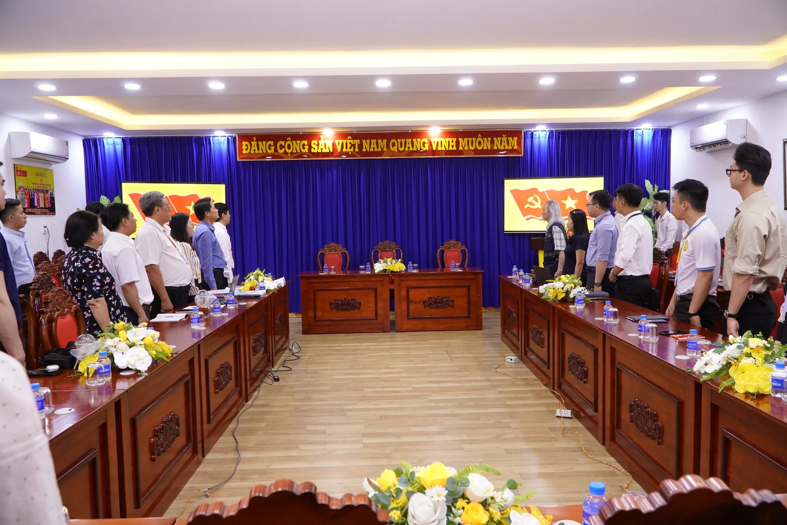 GIAO LƯU CÙNG NHẠC SĨ VĂN THAO - LAN TỎA GIÁ TRỊ ÂM NHẠC VÀ LÒNG TỰ HÀO DÂN TỘC