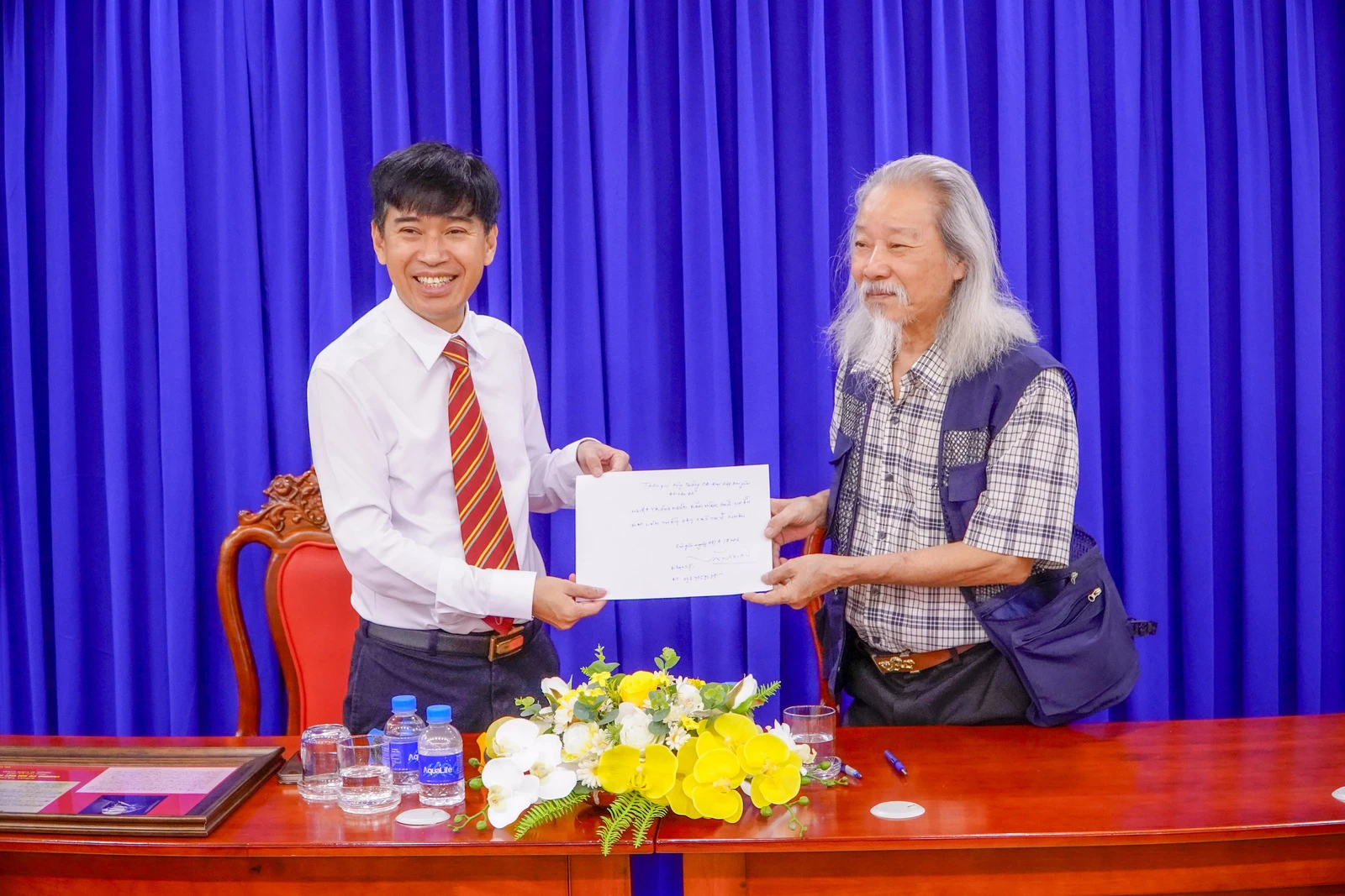 GIAO LƯU CÙNG NHẠC SĨ VĂN THAO - LAN TỎA GIÁ TRỊ ÂM NHẠC VÀ LÒNG TỰ HÀO DÂN TỘC