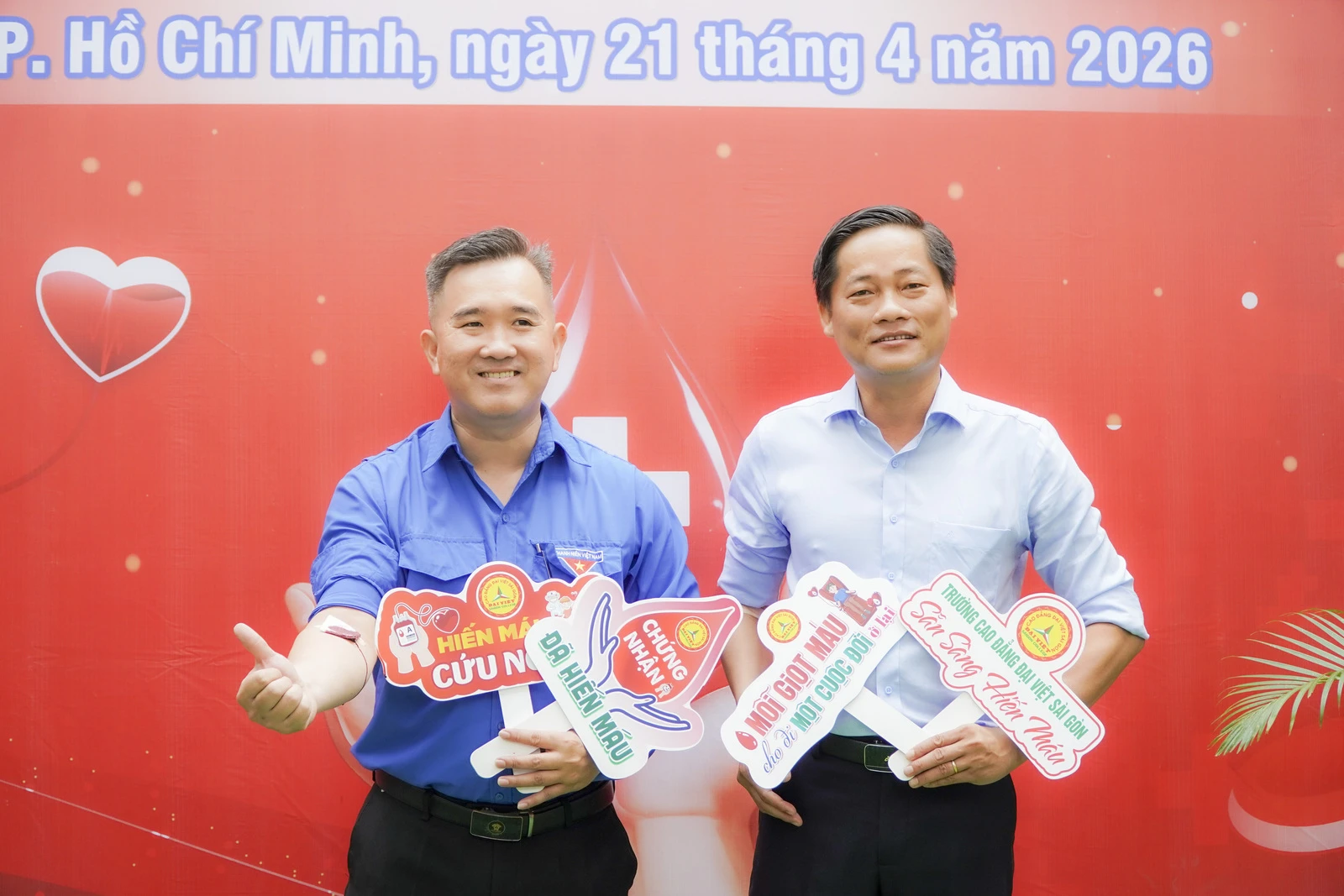 GIỌT MÁU NGHĨA TÌNH ĐẠI VIỆT” GIỌT MÁU CHO ĐI - CUỘC ĐỜI Ở LẠI