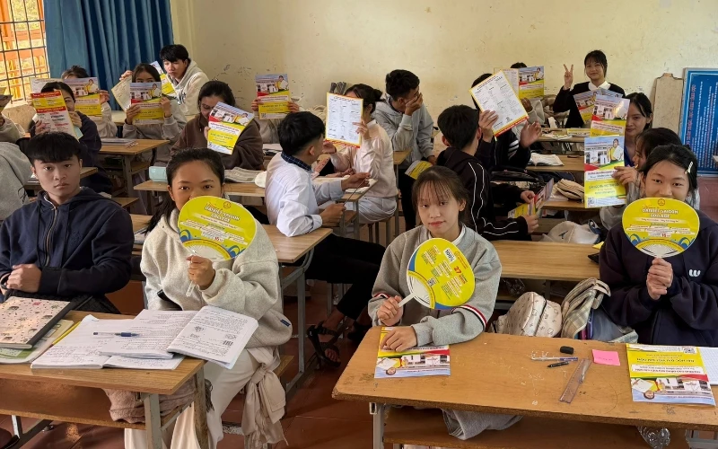 KHỞI ĐỘNG HÀNH TRÌNH TƯ VẤN TUYỂN SINH - HƯỚNG NGHIỆP 2026