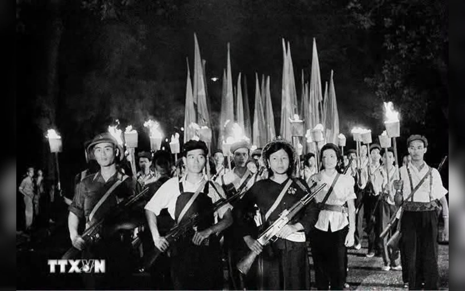 KỶ NIỆM 76 NĂM NGÀY TRUYỀN THỐNG LỰC LƯỢNG THANH NIÊN XUNG PHONG VIỆT NAM (15/7/1950 - 15/7/2026): NGỌN LỬA XUNG KÍCH MÃI SÁNG CÙNG DÂN TỘC