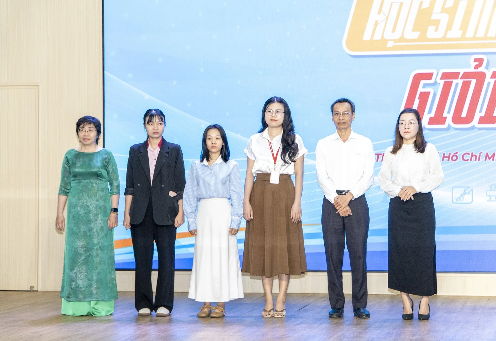 LỄ KHAI MẠC HỘI THI HỌC SINH - SINH VIÊN GIỎI NGHỀ LẦN THỨ 16 NĂM 2026