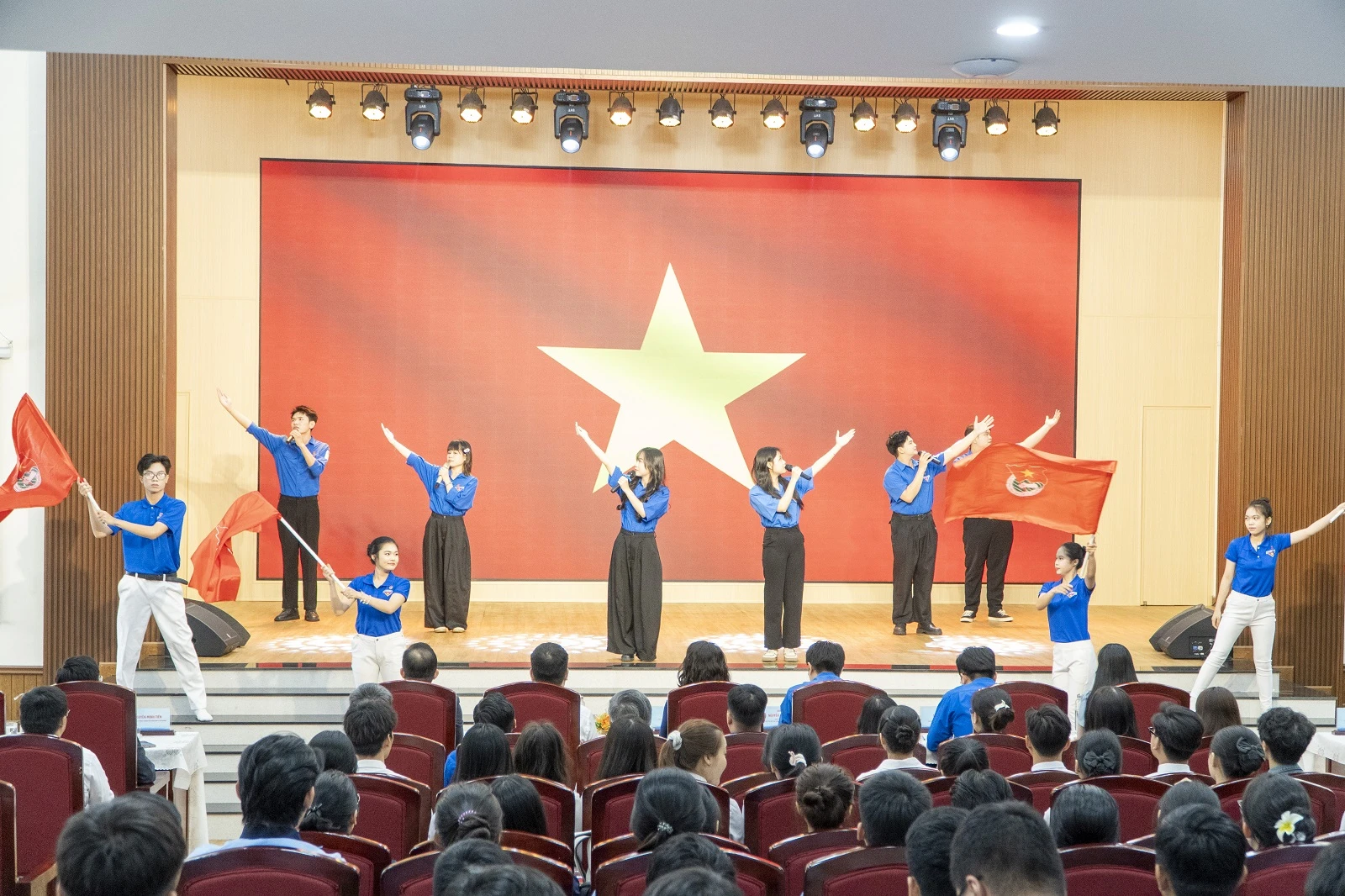 LỄ KHAI MẠC HỘI THI HỌC SINH - SINH VIÊN GIỎI NGHỀ LẦN THỨ 16 NĂM 2026