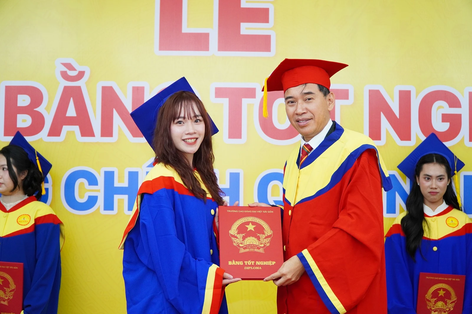 LỄ TRAO BẰNG TỐT NGHIỆP NĂM 2026 - KHI MỖI TẤM BẰNG LÀ MỘT CÂU CHUYỆN ĐÁNG TỰ HÀO