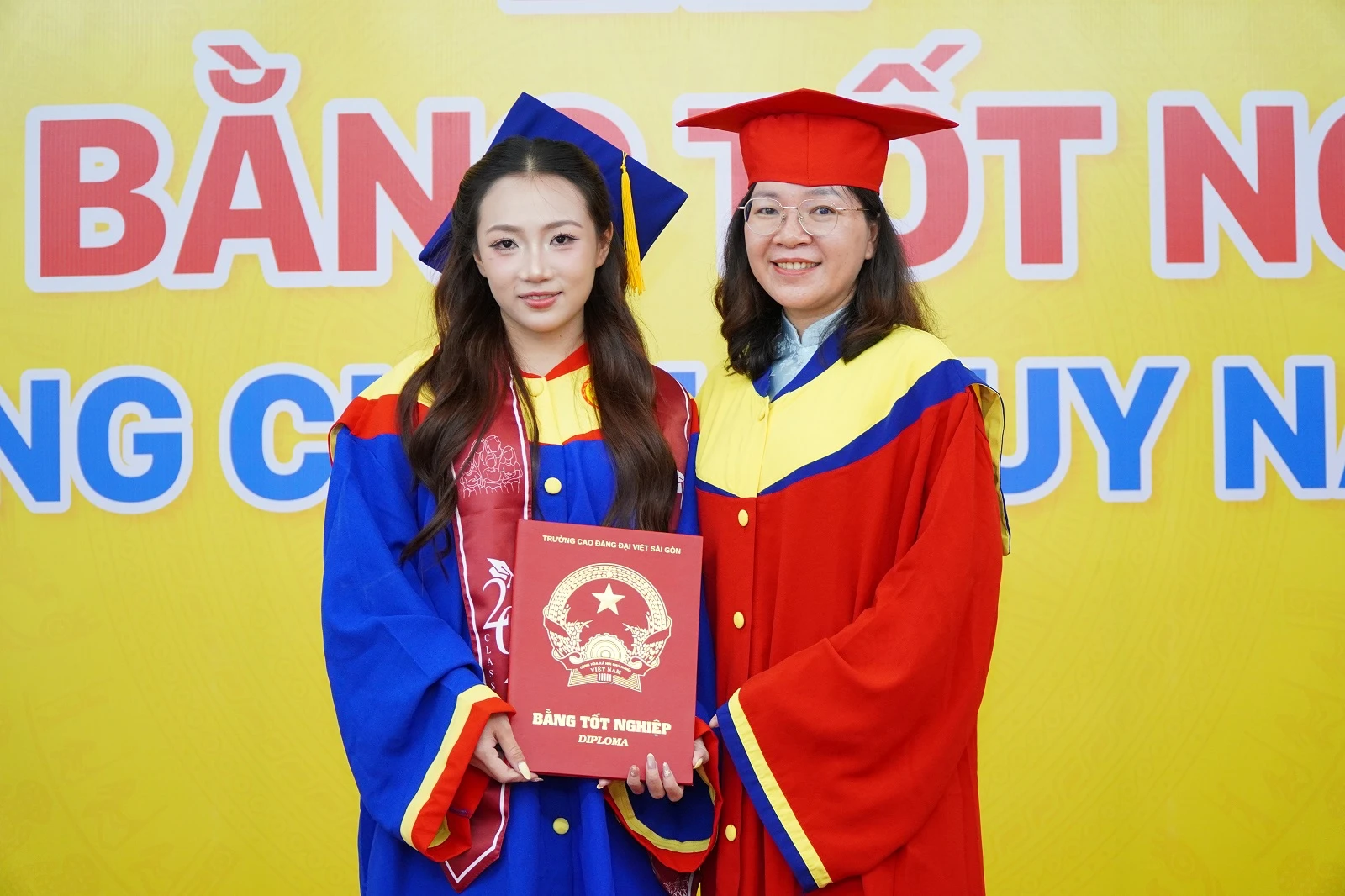 LỄ TRAO BẰNG TỐT NGHIỆP NĂM 2026 - KHI MỖI TẤM BẰNG LÀ MỘT CÂU CHUYỆN ĐÁNG TỰ HÀO