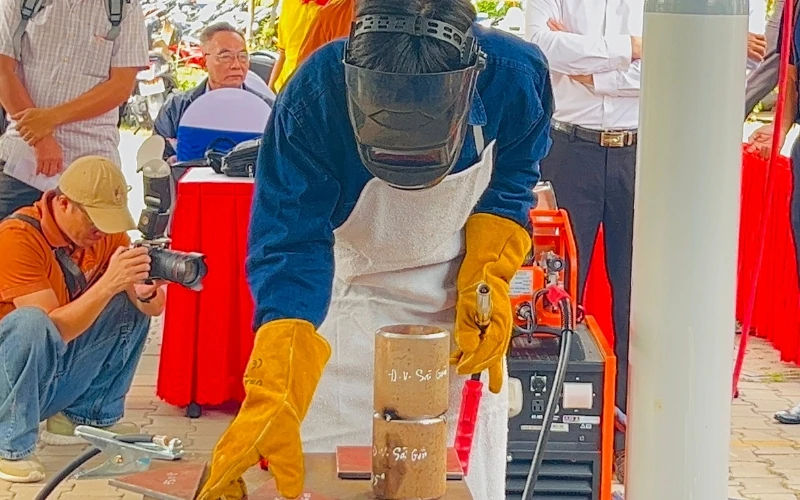 Sinh Viên Ngành Công Nghệ Ô Tô Tham Gia Hội Thi Tay Nghề Hàn Tiêu Chuẩn Quốc Tế Wtsg25