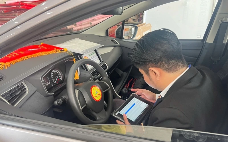 Sự Kiện Nóng Hổi: Khai Mạc Hội Thi Thiết Bị Tự Làm Tp. Hồ Chí Minh Lần Thứ Nhất - 2025!