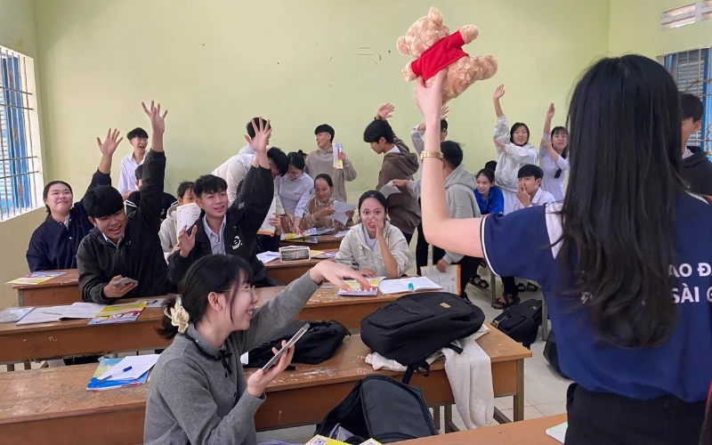 TIẾP TỤC HÀNH TRÌNH TƯ VẤN HƯỚNG NGHIỆP 2026 - TẠI TỈNH KHÁNH HÒA - TRƯỜNG THPT TRẦN QUÝ CÁP