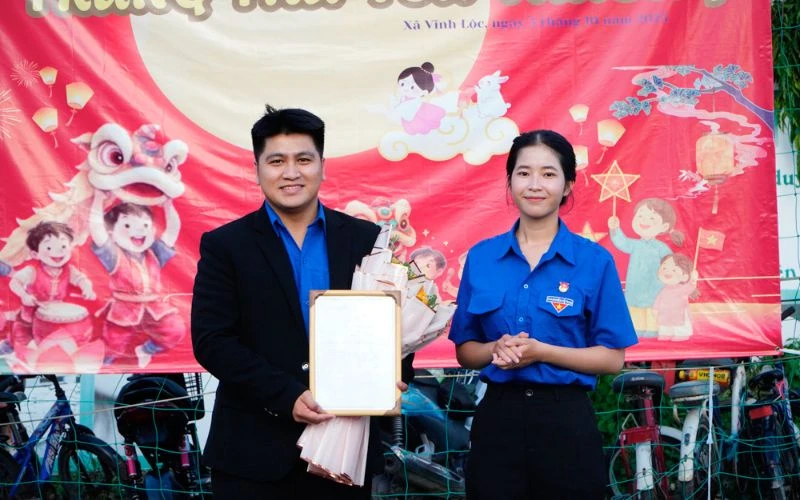Trung Thu Yêu Thương - Trao Nụ Cười, Gửi Yêu Thương Đến Các Em Nhỏ