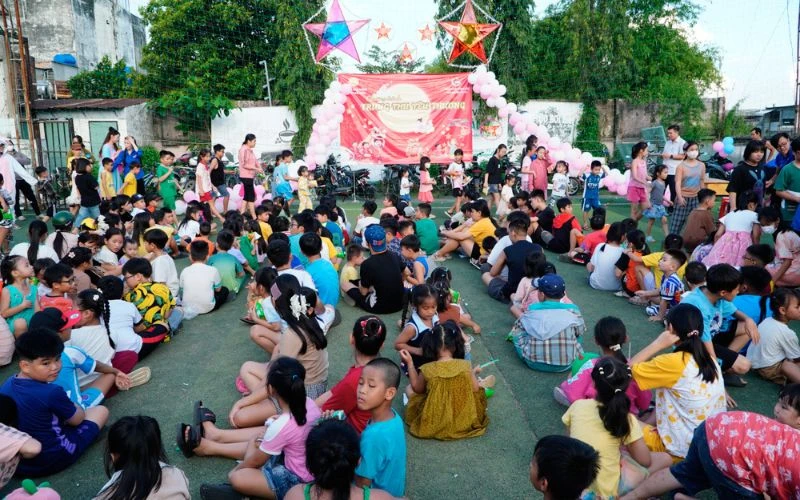 Trung Thu Yêu Thương - Trao Nụ Cười, Gửi Yêu Thương Đến Các Em Nhỏ