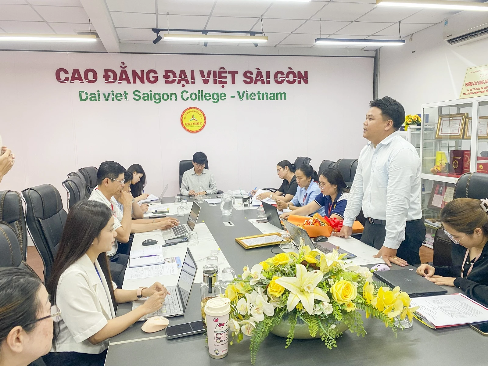 TRƯỜNG CAO ĐẲNG ĐẠI VIỆT SÀI GÒN TỔ CHỨC LỄ QUYẾT ĐỊNH BỔ NHIỆM PHÓ HIỆU TRƯỞNG