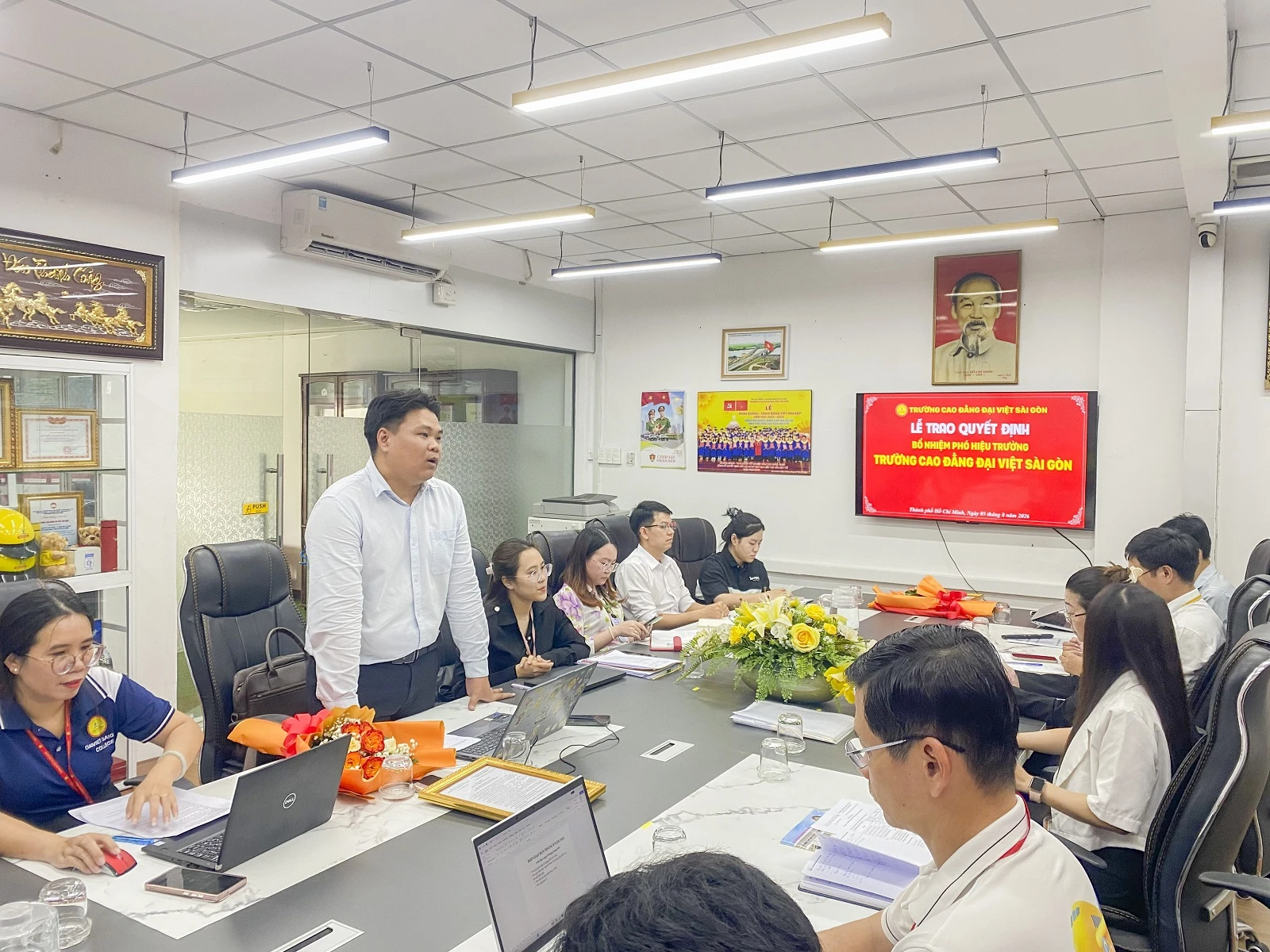 TRƯỜNG CAO ĐẲNG ĐẠI VIỆT SÀI GÒN TỔ CHỨC LỄ QUYẾT ĐỊNH BỔ NHIỆM PHÓ HIỆU TRƯỞNG