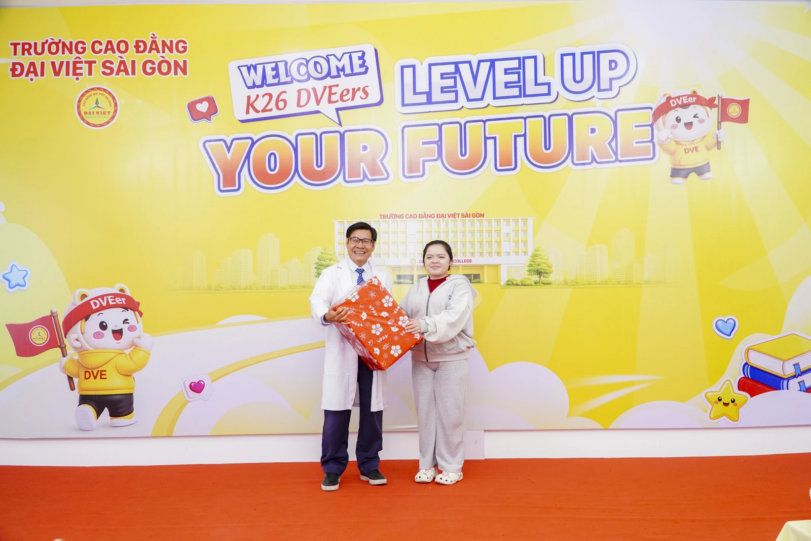 TRƯỜNG CAO ĐẲNG ĐẠI VIỆT SÀI GÒN TỔ CHỨC THÀNH CÔNG LỄ CHÀO ĐÓN TÂN SINH VIÊN K26 – ĐỢT 2