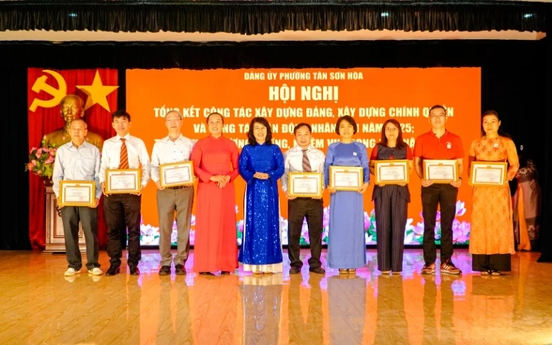 TRƯỜNG CAO ĐẲNG ĐẠI VIỆT SÀI GÒN VINH DỰ NHẬN KHEN THƯỞNG TẠI HỘI NGHỊ TỔNG KẾT CÔNG TÁC NĂM 2025