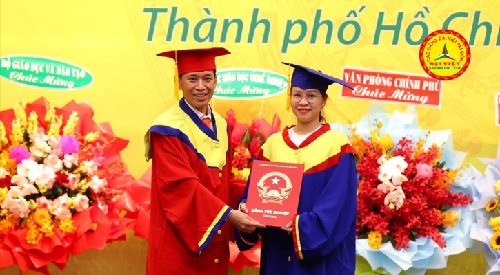 Hình Ảnh Buổi Lễ Trao Bằng Tốt Nghiệp Và Khai Giảng Năm Học Mới 2022 - 2023 | Trường Cao Đẳng Đại Việt Sài Gòn