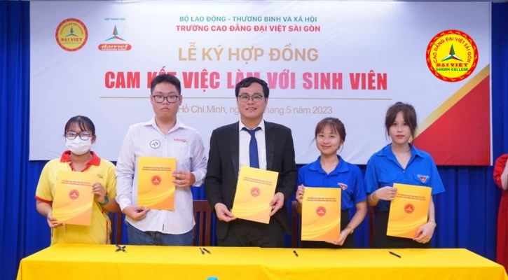 Hợp Đồng Cam Kết Việc Làm | Trường Cao Đẳng Đại Việt Sài Gòn