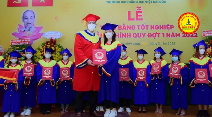 Trường Cao Đẳng Đại Việt Sài Gòn Tổ Chức Lễ Trao Bằng Tốt Nghiệp Đợt 1 Năm Học 2021 - 2022 | Trường Cao Đẳng Đại Việt Sài Gòn