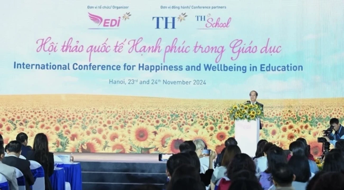 Bộ Trưởng Giáo Dục Và Đào Tạo Nêu 10 Yếu Tố Hình Thành Trạng Thái Hạnh Phúc Cho Người Học | Trường Cao Đẳng Đại Việt Sài Gòn