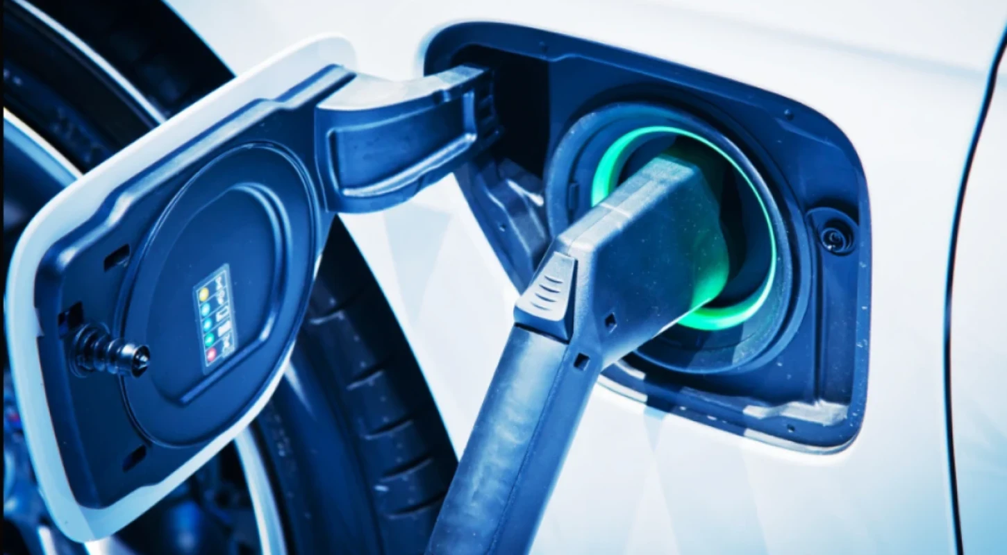 Các Công Nghệ Mới Trên Ô Tô Điện - Tương Lai Của Giao Thông Bền Vững | Trường Cao Đẳng Đại Việt Sài Gòn