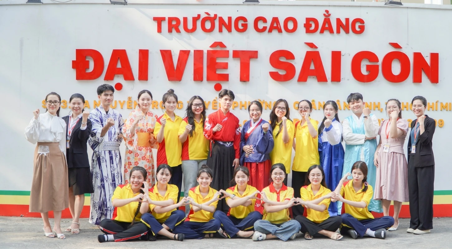 CÁC NGÀNH NGÔN NGỮ “HOT” HIỆN NAY – XU HƯỚNG HỌC TẬP & CƠ HỘI NGHỀ NGHIỆP 2026 | Trường Cao Đẳng Đại Việt Sài Gòn