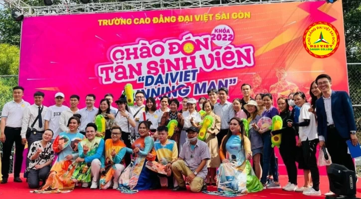 Chào Tân Sinh Viên Khóa 22 | Trường Cao Đẳng Đại Việt Sài Gòn