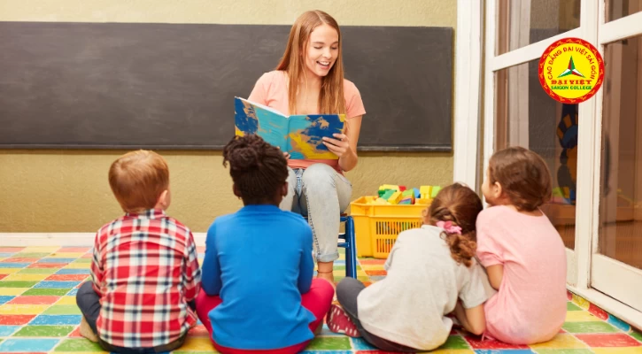 Giáo Viên Mầm Non Cần Những Kỹ Năng Gì? | Trường Cao Đẳng Đại Việt Sài Gòn