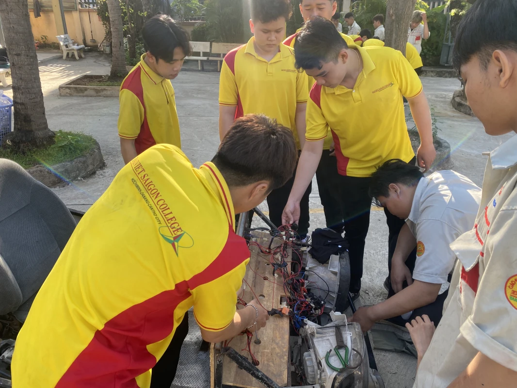  | Trường Cao Đẳng Đại Việt Sài Gòn
