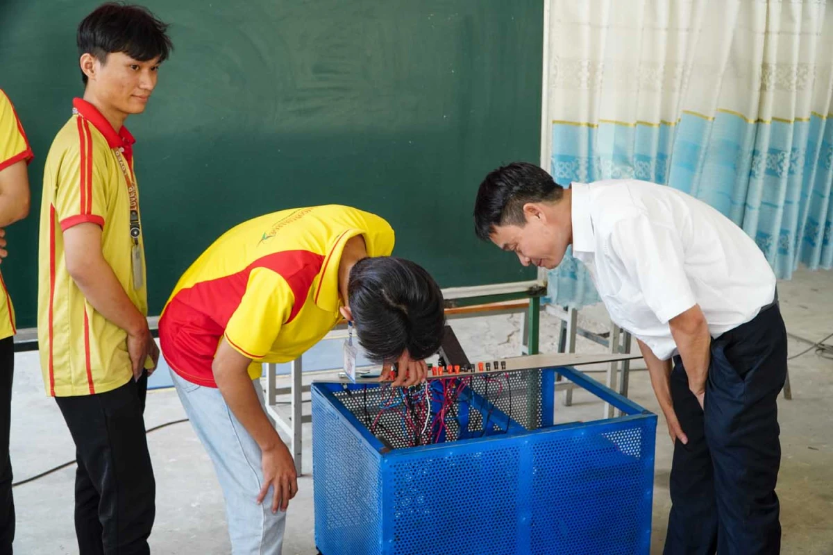  | Trường Cao Đẳng Đại Việt Sài Gòn