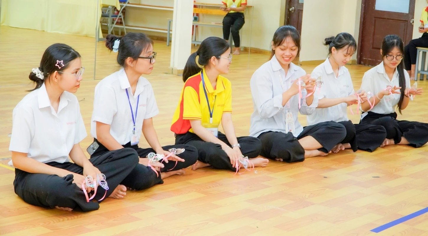 KHÔNG KHÍ SÔI NỔI TẠI BUỔI TẬP HUẤN TOT “KỸ NĂNG THÀNH CÔNG” | Trường Cao Đẳng Đại Việt Sài Gòn